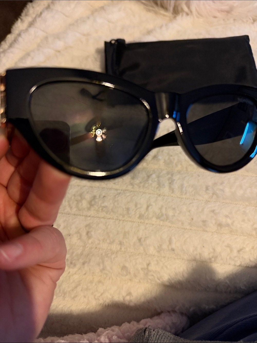 Black Cat-Eye Sunglasses for Women - Unbranded